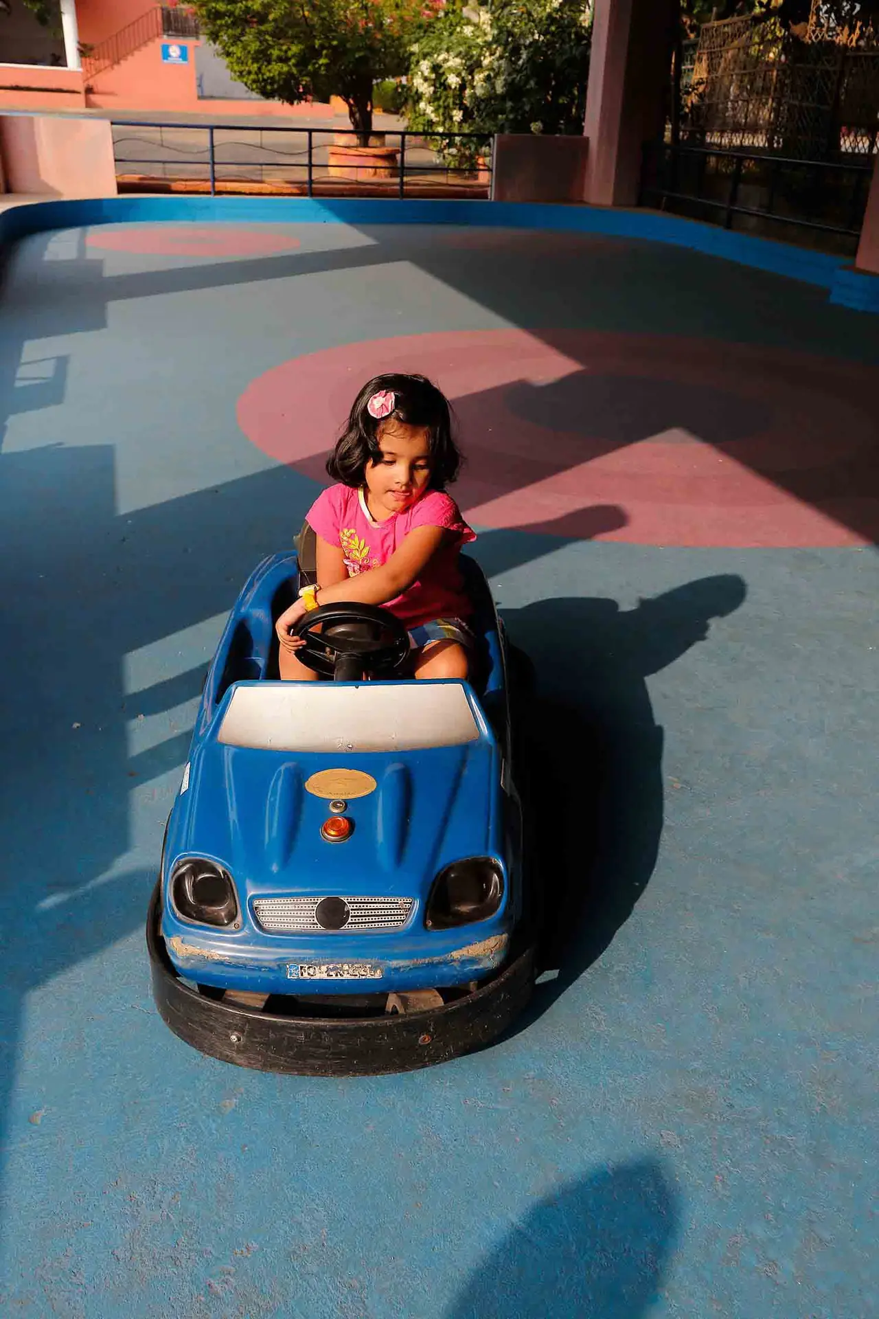 Kids' cars